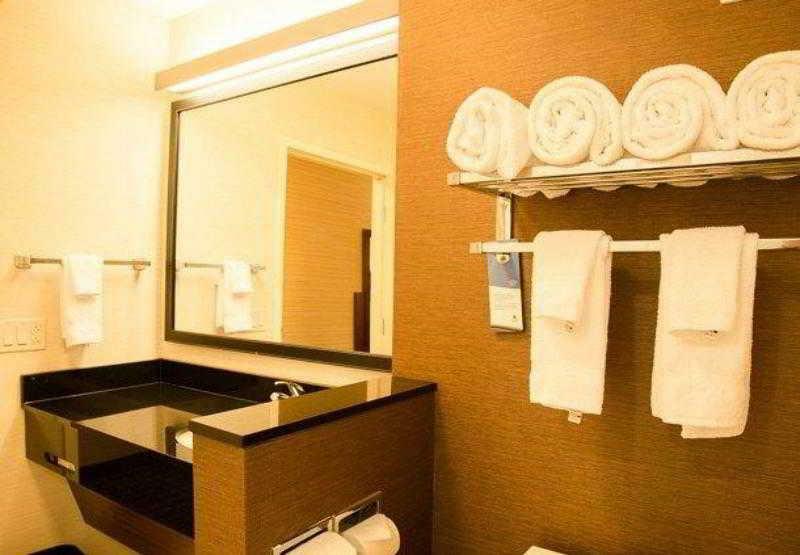 Fairfield Inn & Suites By Marriott Μόνκτον Εξωτερικό φωτογραφία